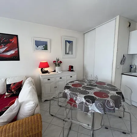 Lägenhet Port Frejus, Les Rives Latines, Vue Port, T2 40m2 *